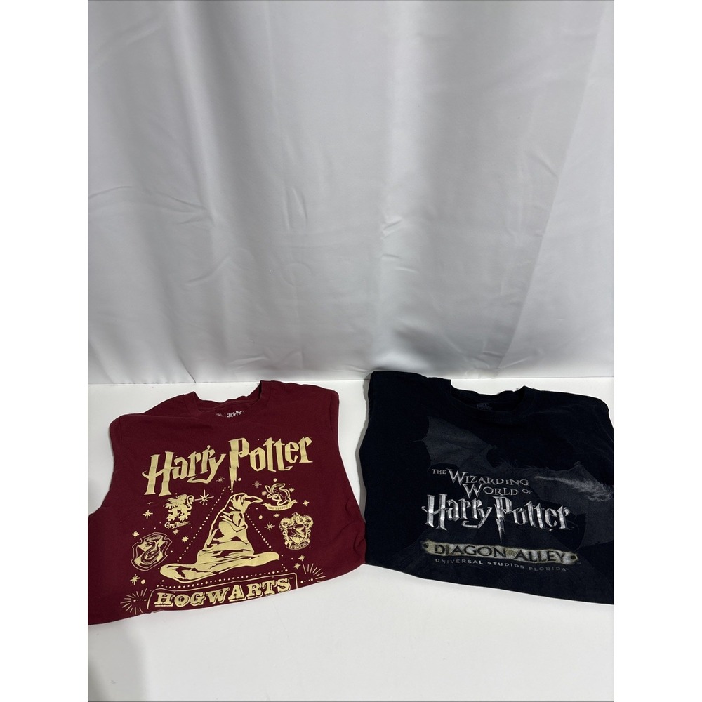 Lot of 2 Wizarding World of Harry Potter Shirts Size Small Universal‎ Studios